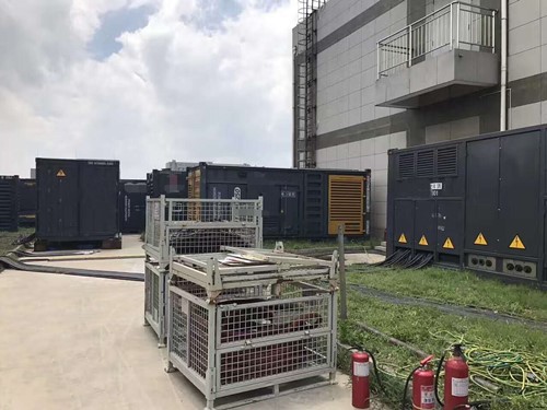 九合垸原种场除了定期检查，还有哪些方法可以及时发现接触式转速表探头的磨损？